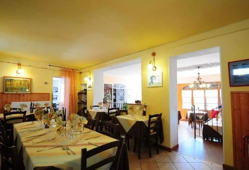 Retkeilymaja Locanda Del Pittore