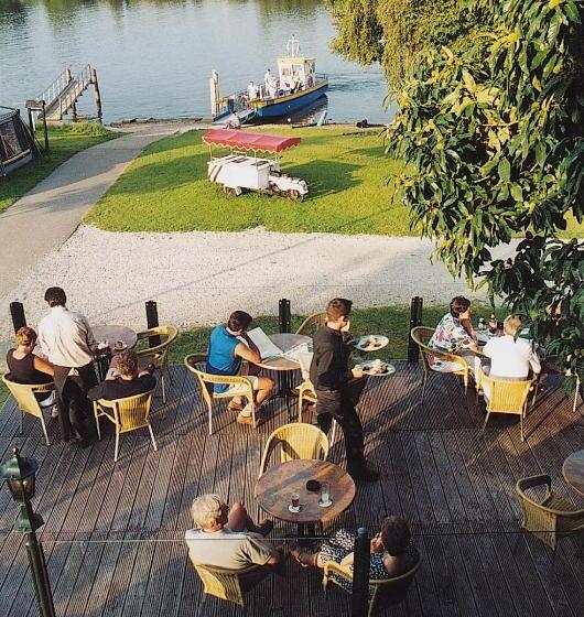 ユースホステル Veerhuys Tante Jet