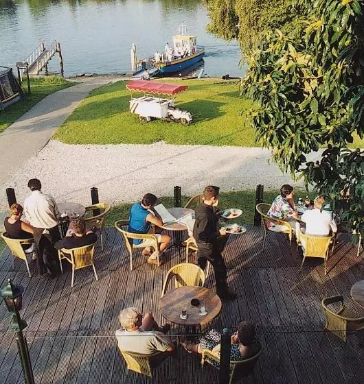 ユースホステル Veerhuys Tante Jet