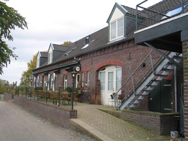 ユースホステル Veerhuys Tante Jet