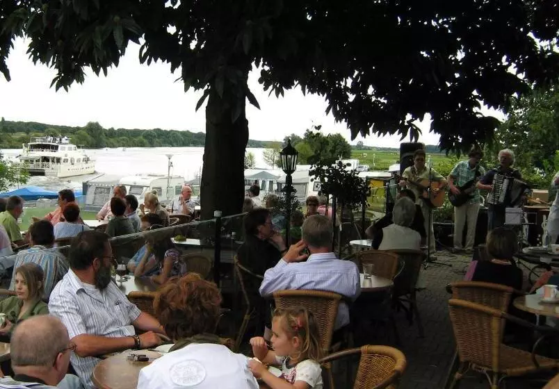 ユースホステル Veerhuys Tante Jet