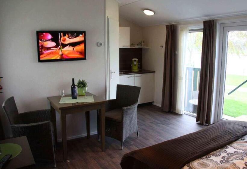 ユースホステル Veerhuys Tante Jet