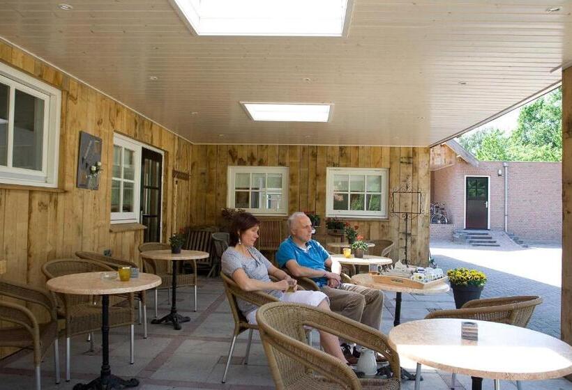 ベッドアンドブレックファースト Erve Fakkert