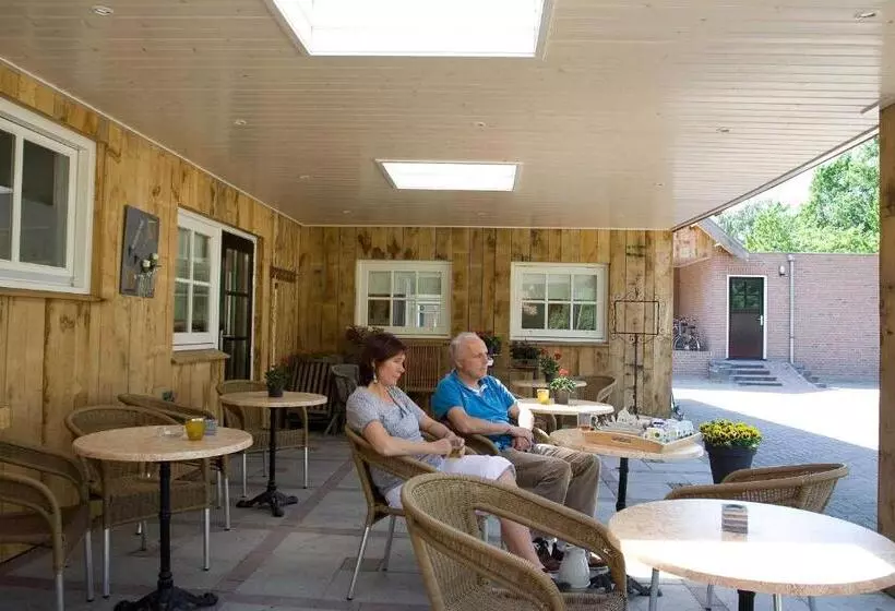 ベッドアンドブレックファースト Erve Fakkert