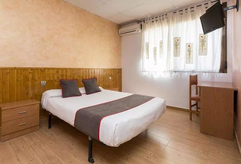 ホテル Los Alamos By Oyo Rooms