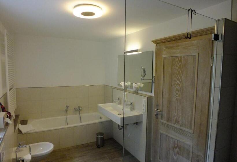 Jagdhotel Sudetenhof