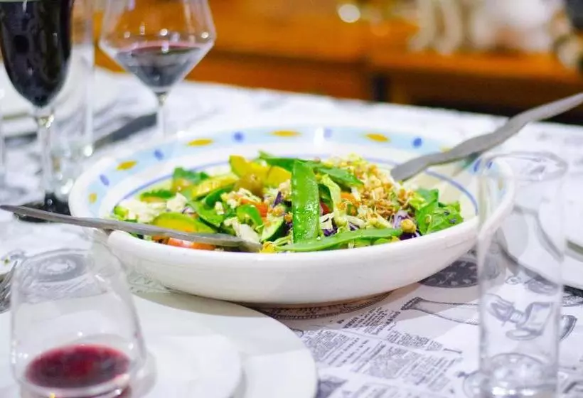 Majatalo Desert Dew Guest House