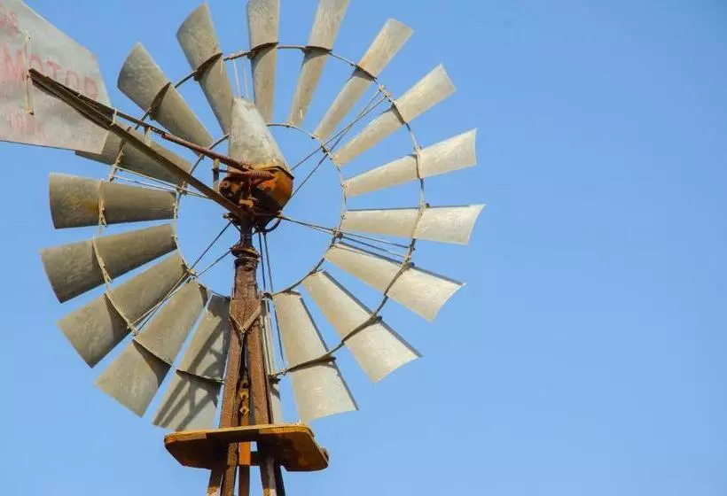 Majatalo Desert Dew Guest House