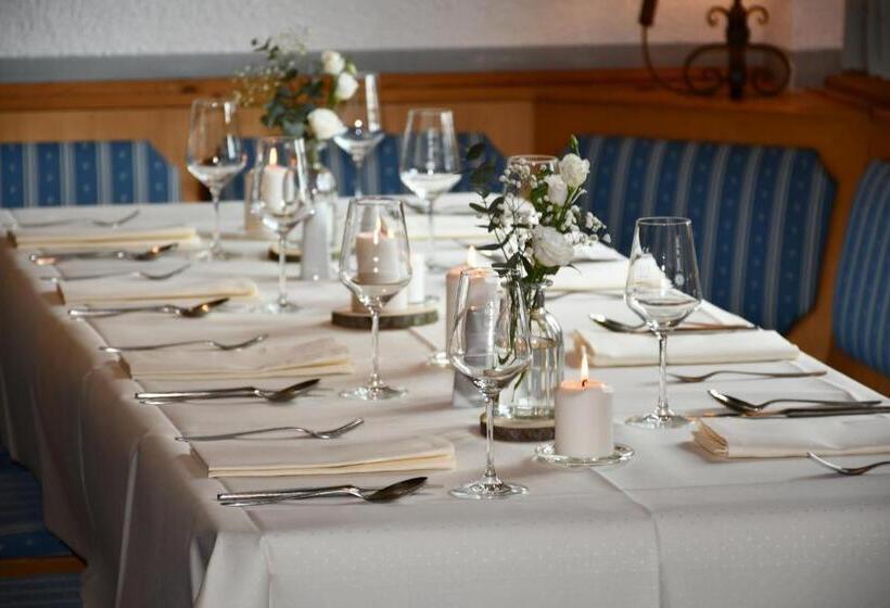 Пансион Deutsches Haus Hotel Restaurant Gastwirtschaft Biergarten Am Radweg Bermuthshain