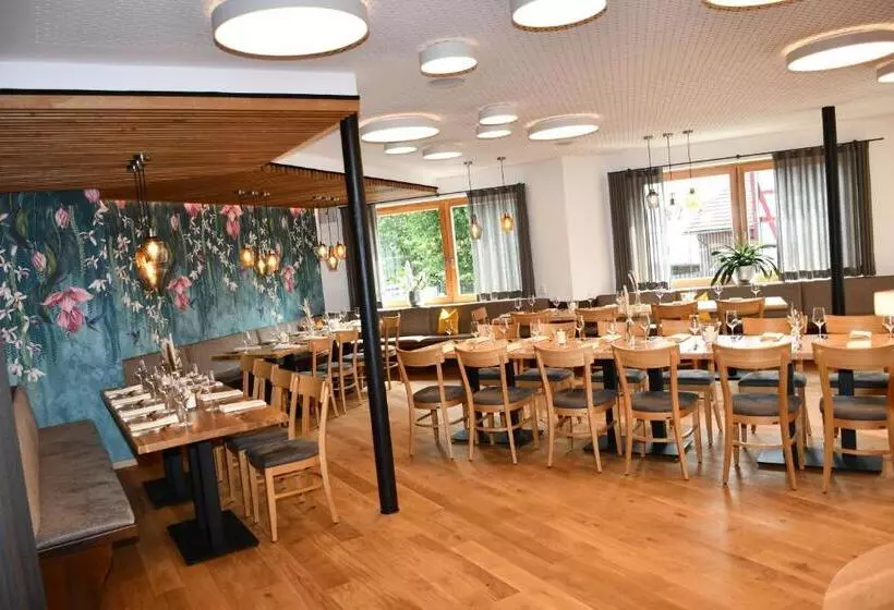 Majatalo Deutsches Haus Hotel Restaurant Gastwirtschaft Biergarten Am Radweg Bermuthshain