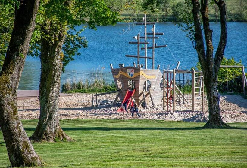 Пансион Deutsches Haus Hotel Restaurant Gastwirtschaft Biergarten Am Radweg Bermuthshain