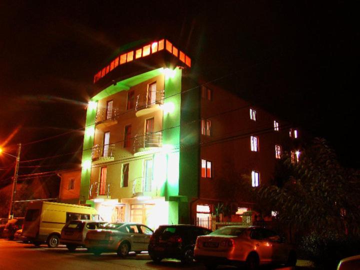 Pensiunea Ivu Si Raul