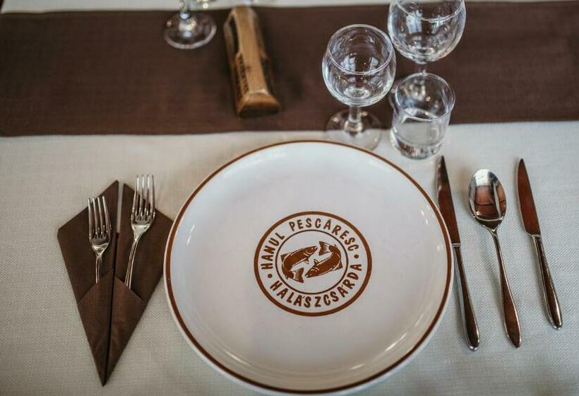 منتجع Complex Turistic Han Pescaresc