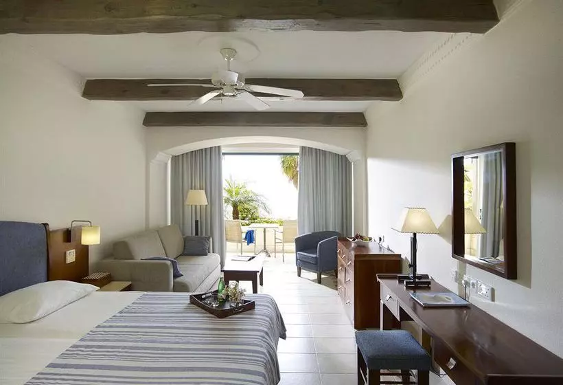 Columbia Beachotel Pissouri