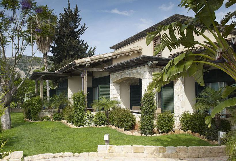 Columbia Beachotel Pissouri