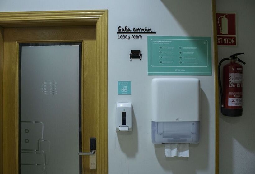 ホテル Alda Estación Oviedo