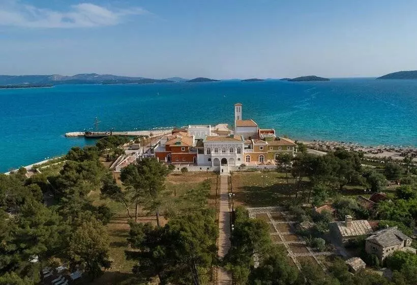 בית מלון כפרי Amadria Park Ivan