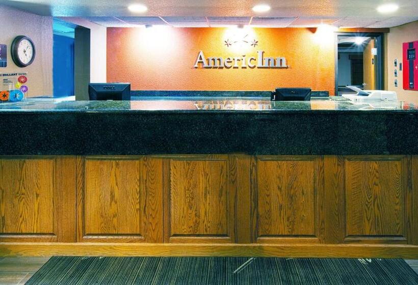 فندق Spark By Hilton Cedar Falls