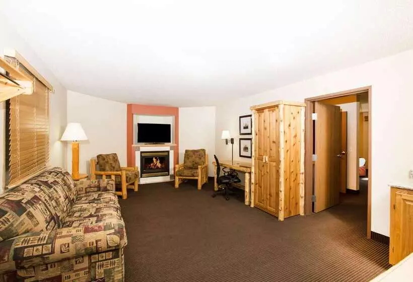 ホテル Americinn By Wyndham Pequot Lakes/jenkins