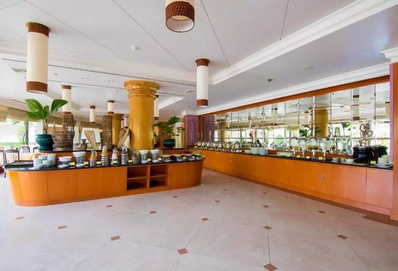 Отель Angkor Century Resort & Spa