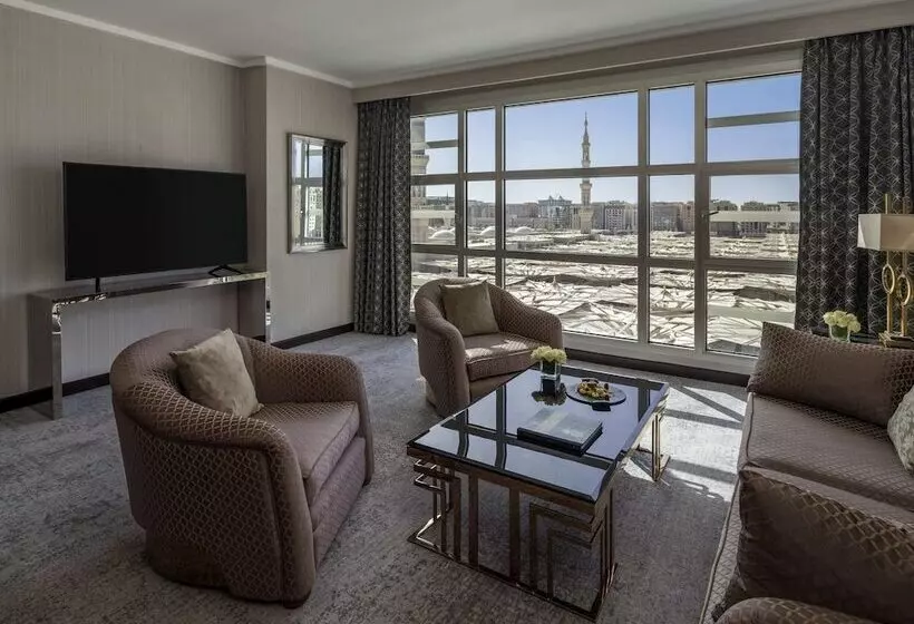 هتل Anwar Al Madinah Movenpick