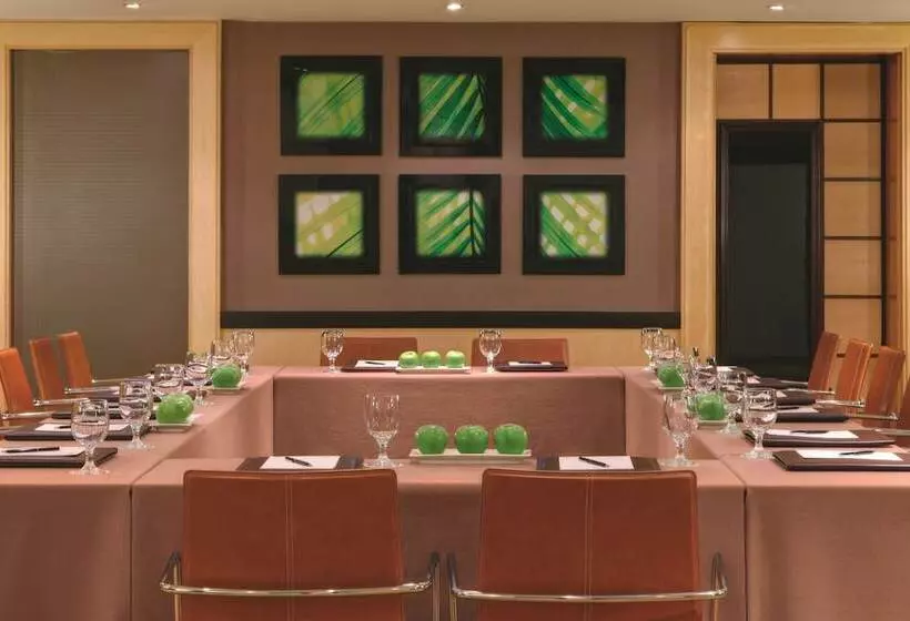 هتل Anwar Al Madinah Movenpick