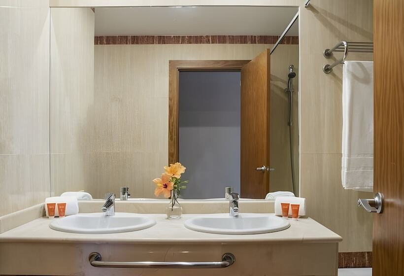 Отель Bakour Oh Nice Costa del Sol