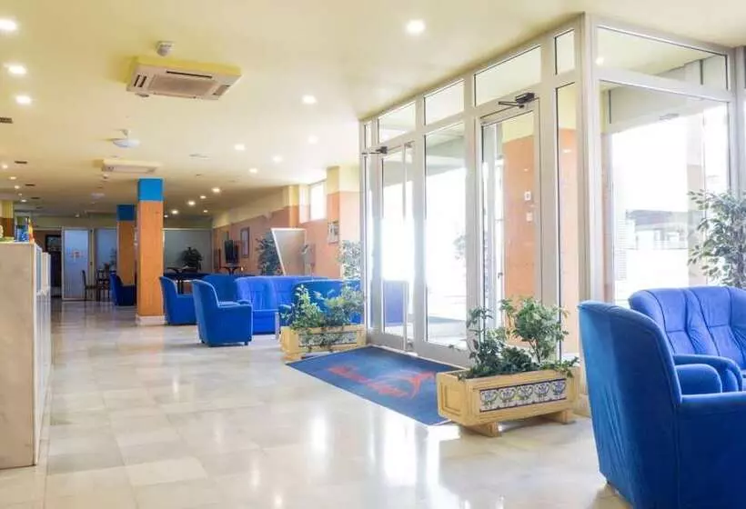 Отель Bezana Lago