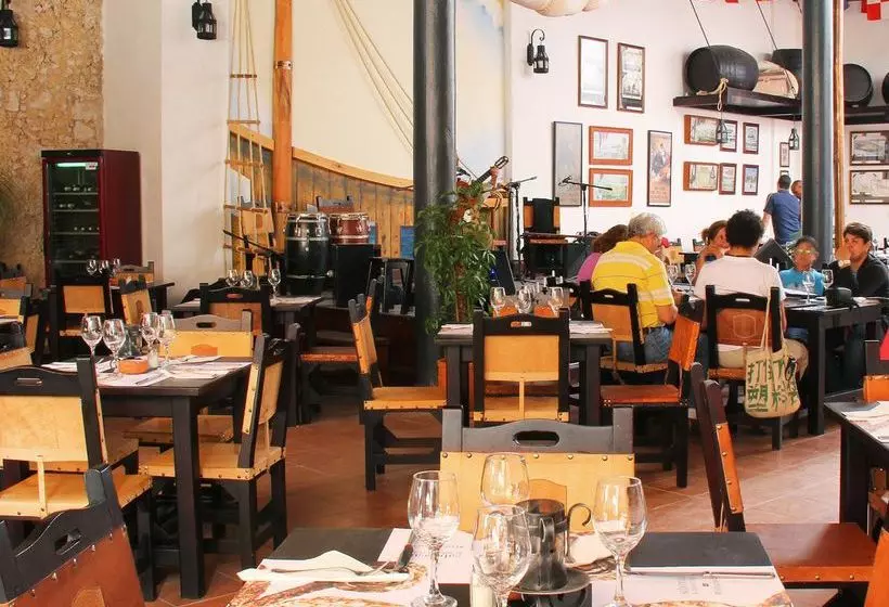 ホテル El Mesón de la Flota