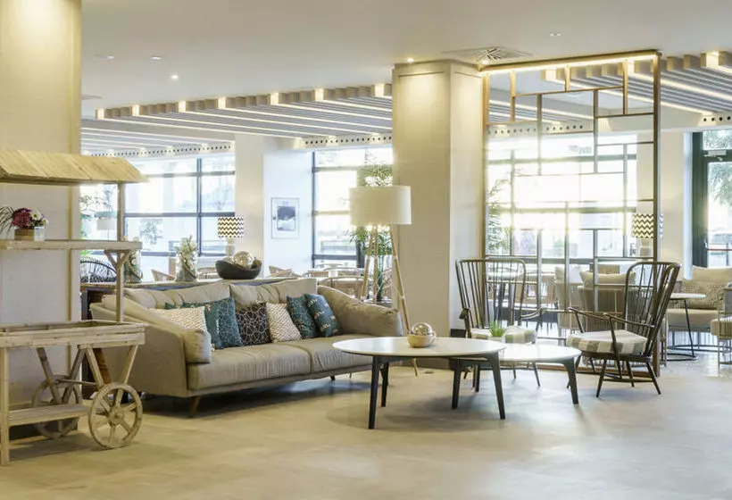 هتل Ilunion Fuengirola