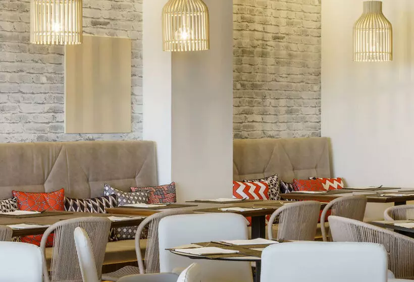 هتل Ilunion Fuengirola