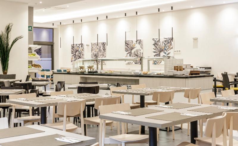 Отель Ilunion Sancti Petri