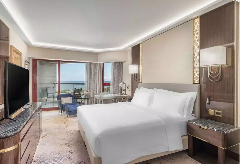 Отель Jeddah Hilton