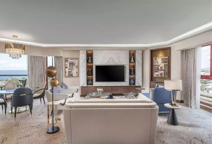 Отель Jeddah Hilton