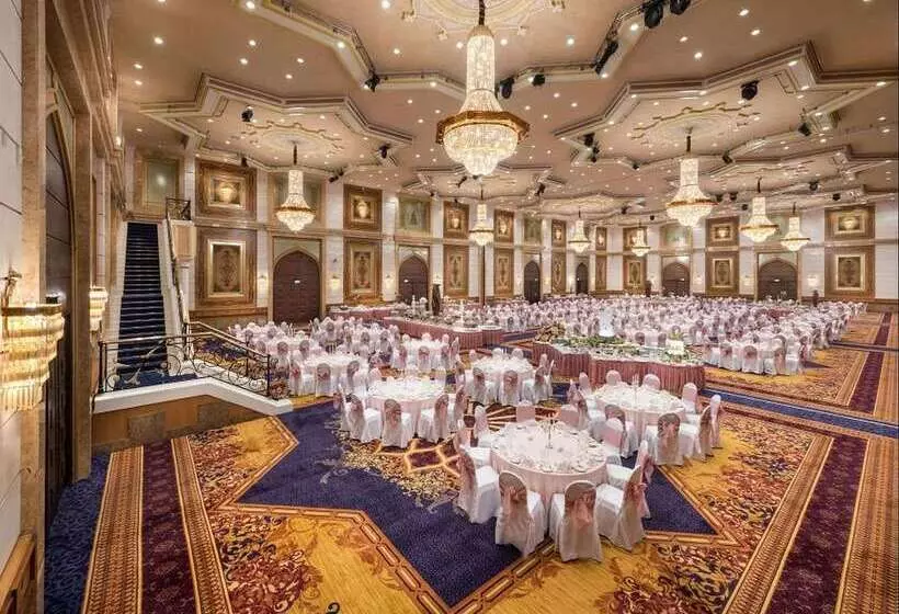 Отель Jeddah Hilton