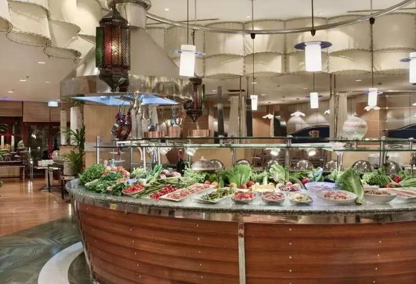 Отель Jeddah Hilton