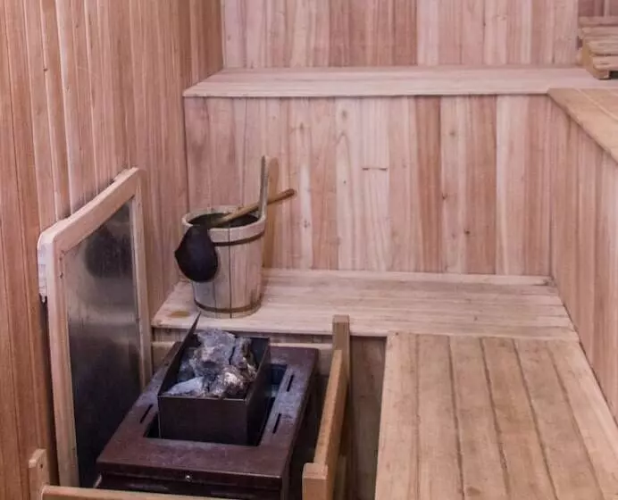 בית מלון כפרי Koi Aiken