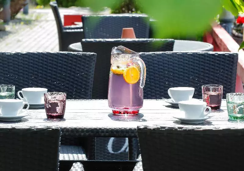 Oru Hub Hotel Tallinn Handwritten Collection