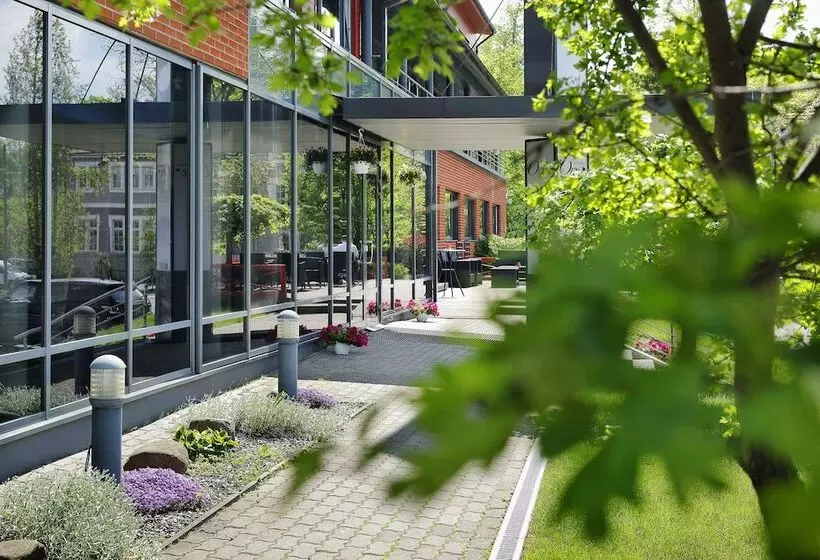 Oru Hub Hotel Tallinn Handwritten Collection