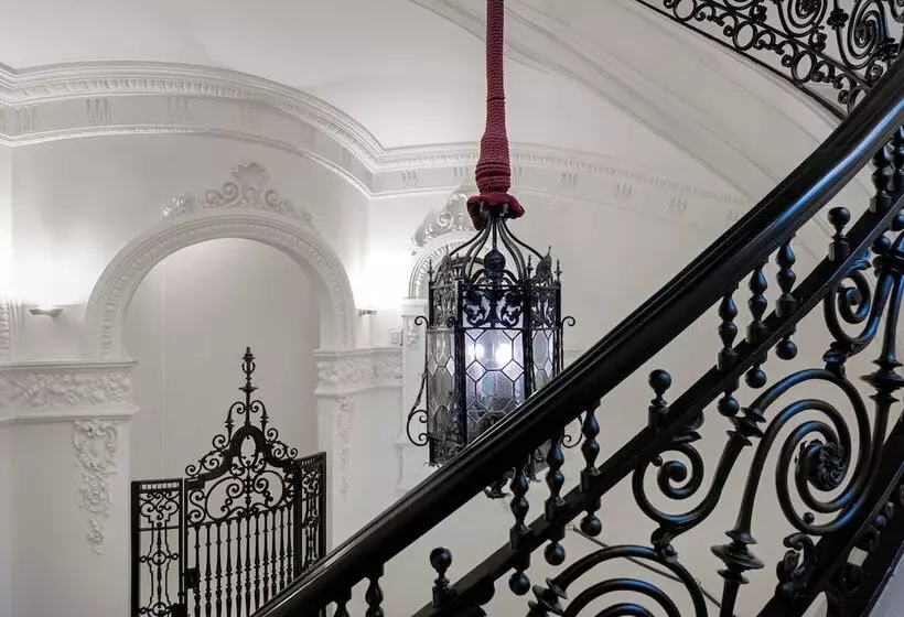 هتل Palacio Del Retiro, Autograph Collection