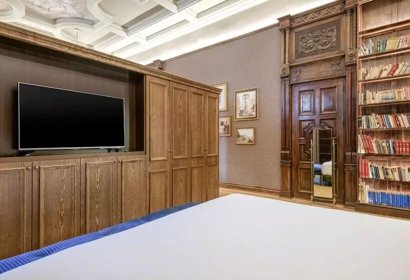 هتل Palacio Del Retiro, Autograph Collection