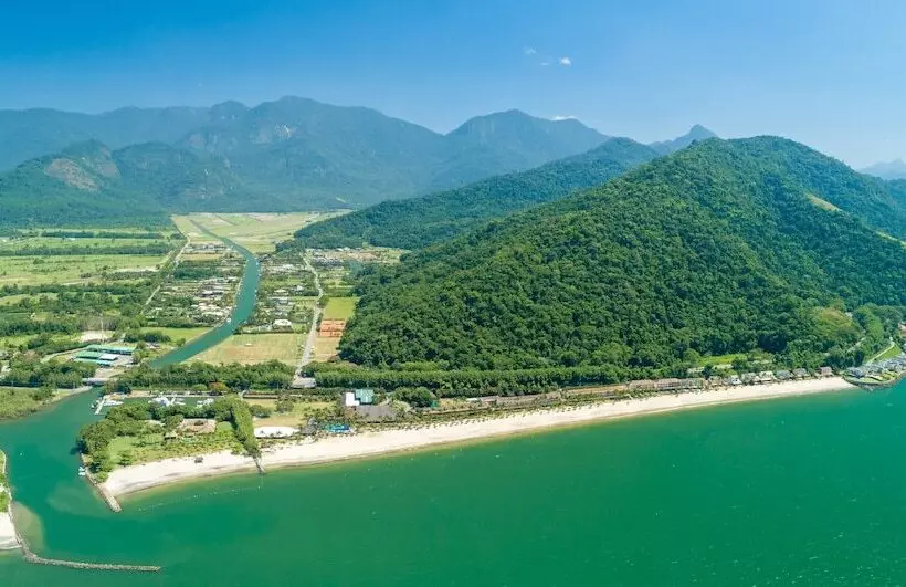 בית מלון כפרי Portobello Resort & Safari