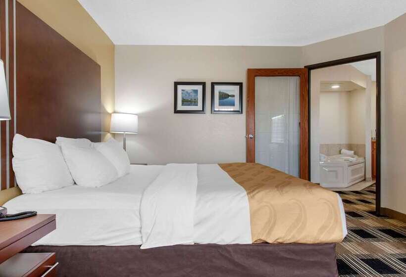 فندق Quality Inn Near Medical Center