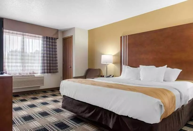 هتل Quality Inn Near Medical Center