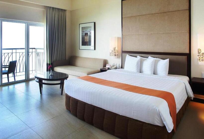 Отель Taal Vista