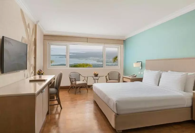 Отель Taal Vista