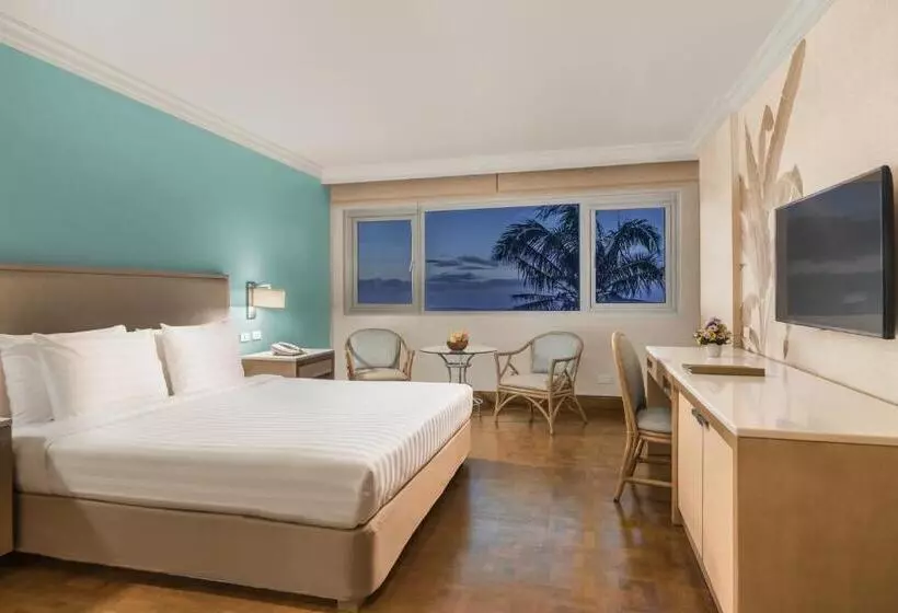 Отель Taal Vista