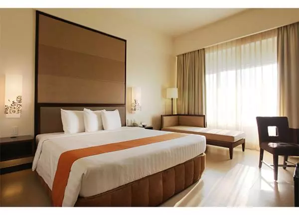 Отель Taal Vista