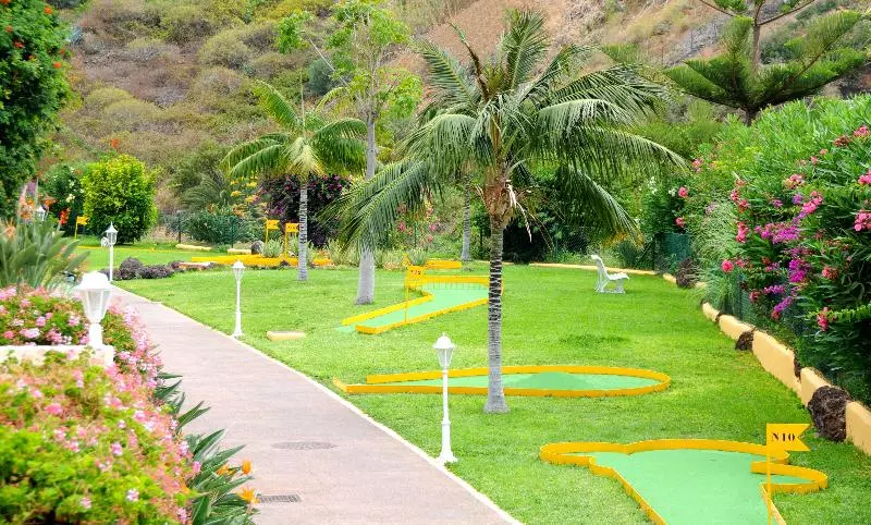 La Quinta Park Suites & Spa