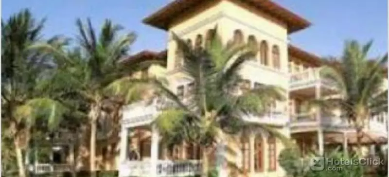 استراحتگاه Hotel Reina Cumayasa Beach & Suites